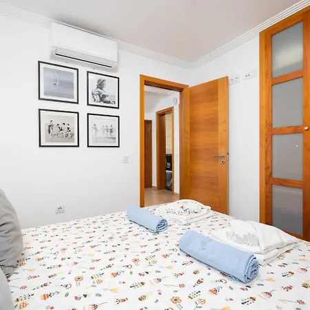 Isadora Villa
